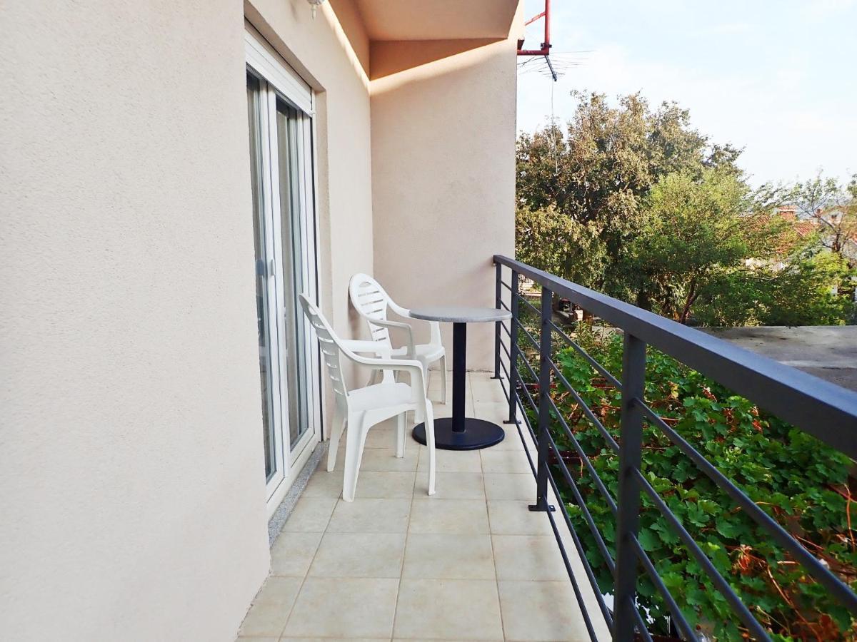 Apartments Troselj Starigrad Paklenica Camera foto